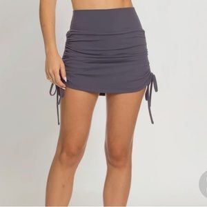 Gold Hinge navy double tie athletic skirt xs